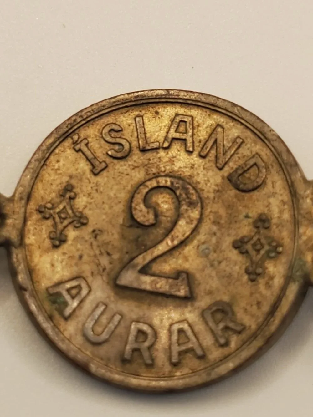 A Vintage IRELAND (KONUNGUR) Coin Bracelet, item # B-1195, . wt. 21 grams.